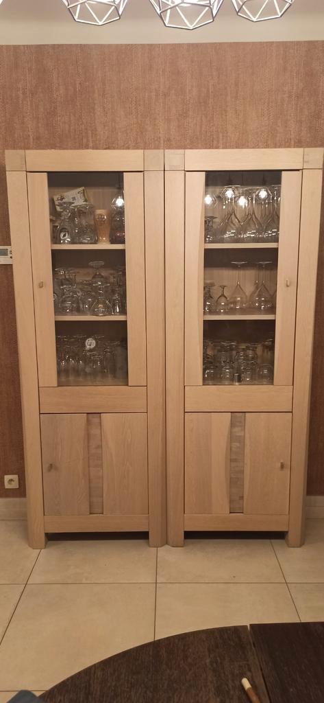 Meuble vitrine chêne massif clair, Maison & Meubles, Armoires | Vitrines, Chêne, Teck