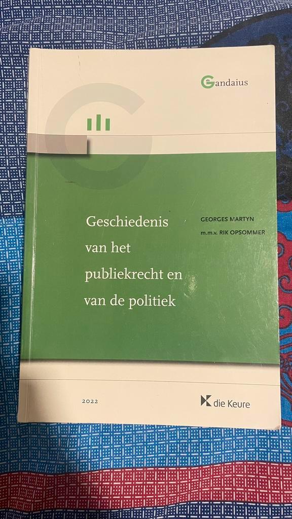 Geschiedenis van het Publiekrecht en van de Politiek Georges, Livres, Livres scolaires, Comme neuf, Histoire, Enlèvement ou Envoi