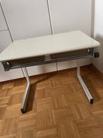 Bureau pour enfant réglable en hauteur et en inclinaison, Enlèvement, Réglable en hauteur, Utilisé, Bureau