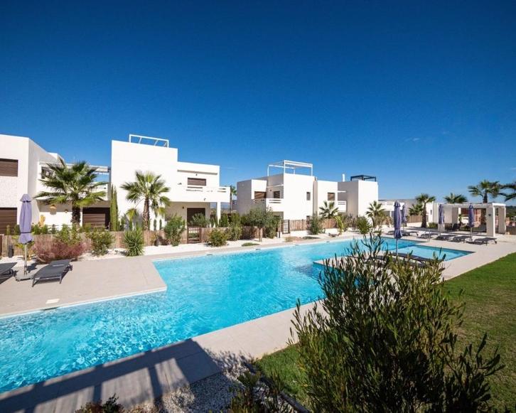 bungalow golf piscine a vendre en espagne, Immo, Étranger, Espagne, Appartement, Village