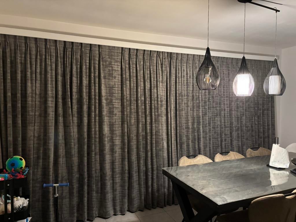 Overgordijnen verduisterend - heel mooi, Huis en Inrichting, Ophalen, Grijs