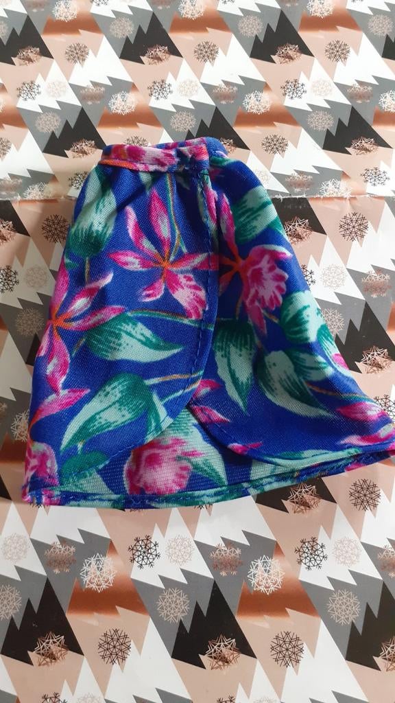 vêtement vintage barbie jupe portefeuille, Verzamelen, Poppen, Gebruikt, Kleertjes, Ophalen of Verzenden