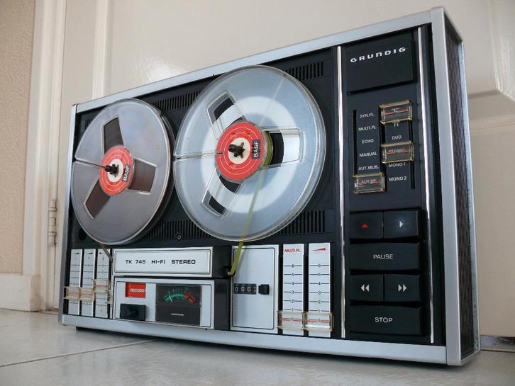 Perfect spelende Grundig TK-745 Hifi Stereo met eigen geluid, TV, Hi-fi & Vidéo, Enregistreurs audio, Magnétophone, Avec protection anti-poussière
