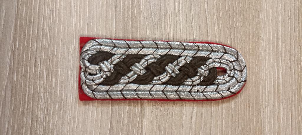 Patte d'épaule d'officier supérieur Allemand ww2, Collections, Envoi, Armée de terre, Emblème ou Badge