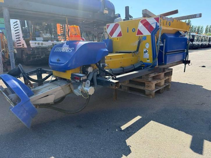 NIDO Stratos B08L-24 PCXN-350, Articles professionnels, Machines & Construction | Entretien & Nettoyage