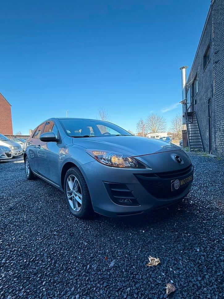 Mazda 3., Autos, Mazda, Entreprise, Achat, ABS, Air conditionné, Alarme, Bluetooth, Feux de virage, Ordinateur de bord, Verrouillage central