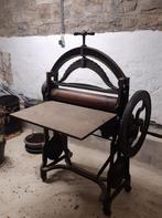 Antieke wringer - Linosnepers, Ophalen