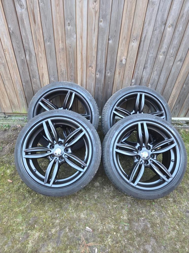 pneus bmw jantes style 351M new michelin 245 40 19, Autos : Pièces & Accessoires, Pneus & Jantes, Enlèvement, Pneu(s)