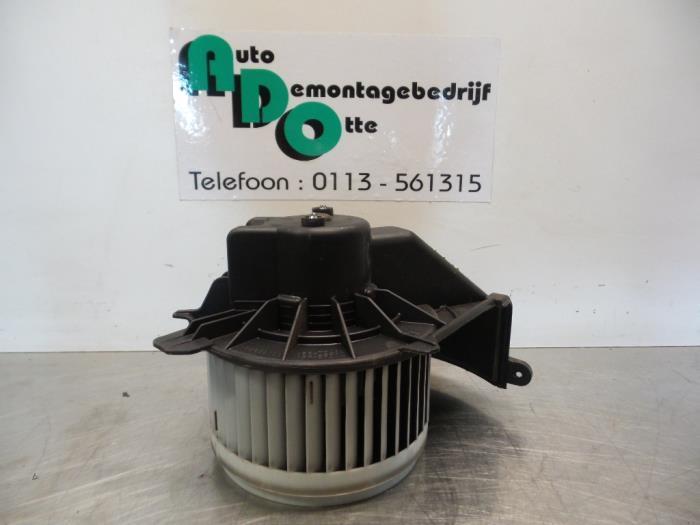Kachel Ventilatiemotor van een Renault Kangoo (Kangoo 2 08-), Auto-onderdelen, Overige Auto-onderdelen, Renault, Gebruikt, 3 maanden garantie