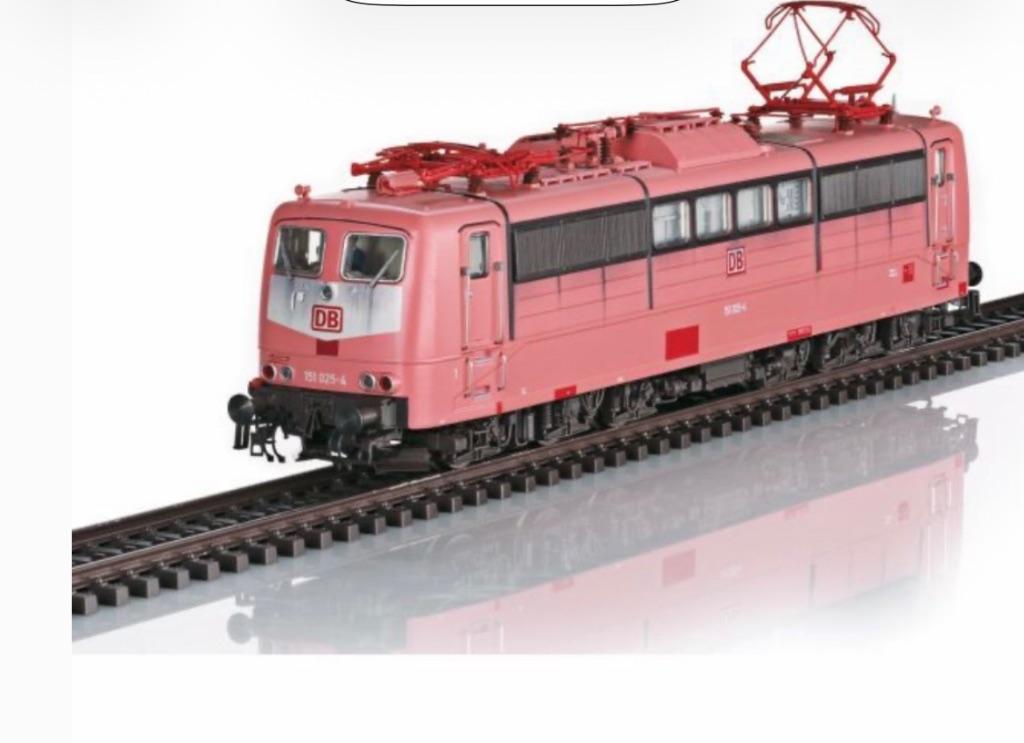Marklin locomotief 039136 NIEUW, Hobby en Vrije tijd, Verzenden, Nieuw, Locomotief, Märklin