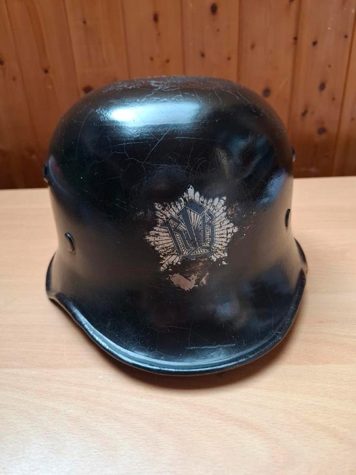 Casque allemand WW2, Collections, Objets militaires | Seconde Guerre mondiale, Enlèvement ou Envoi