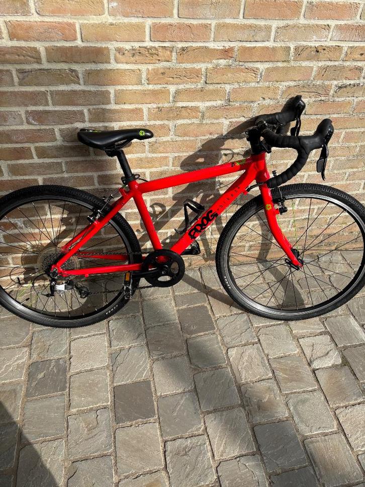 Frog Road 67 red racefiets, Fietsen en Brommers, Fietsen | Jongens, Zo goed als nieuw, 24 inch, Handrem, Versnellingen, Ophalen