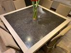 Gepatineerde Eiken eettafel met zwart granieten blad, Huis en Inrichting, Ophalen, Gebruikt, Vierkant, Landelijk