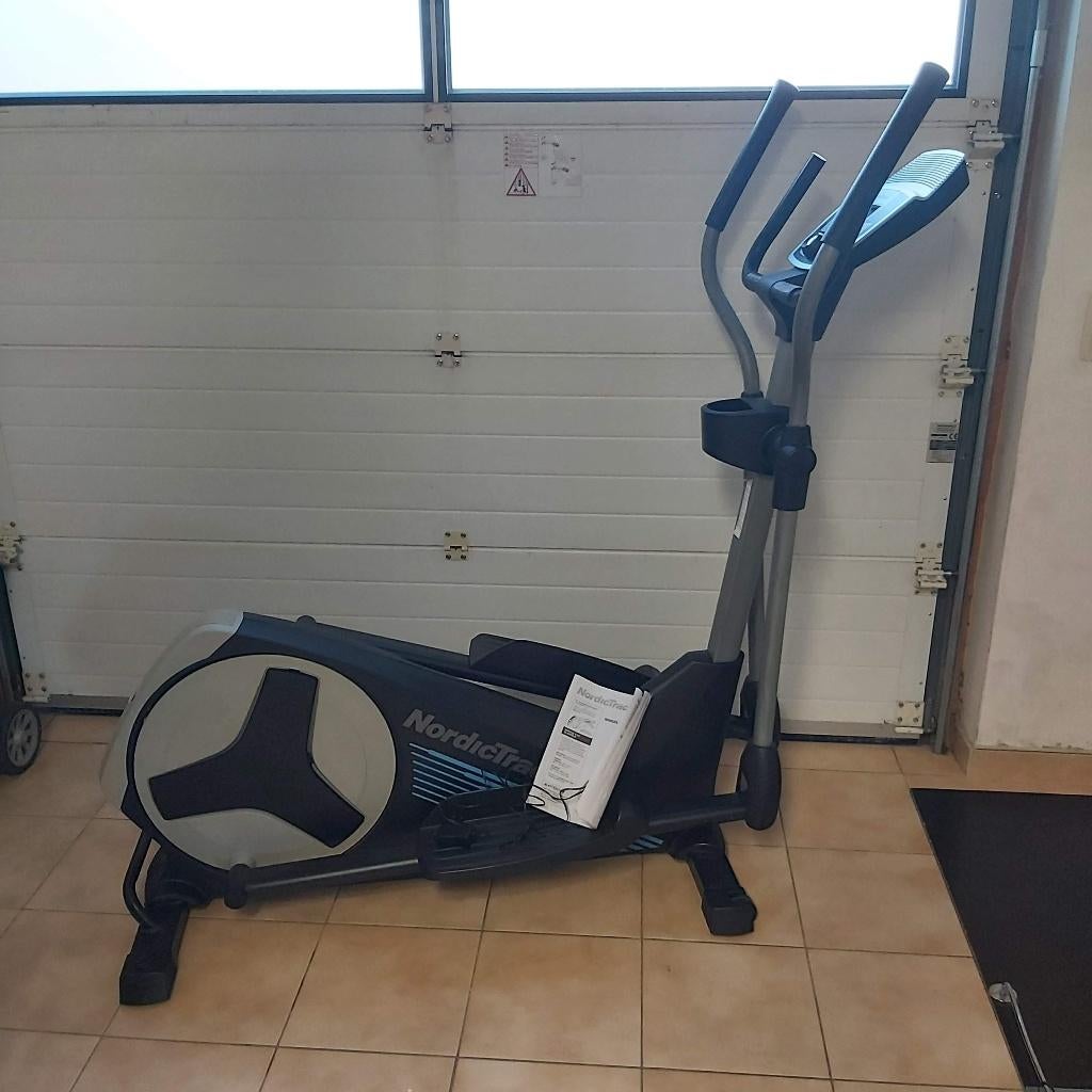 Vélo elliptique, Enlèvement, Comme neuf, Vélo elliptique