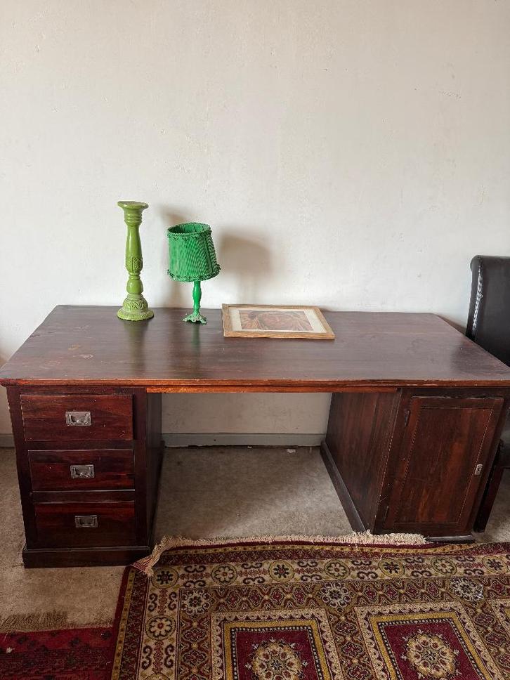 Bureau – stevig en functioneel, Maison & Meubles, Bureaux, Utilisé, Bureau-armoire combiné, Autres marques, Classique, Bois, Brun