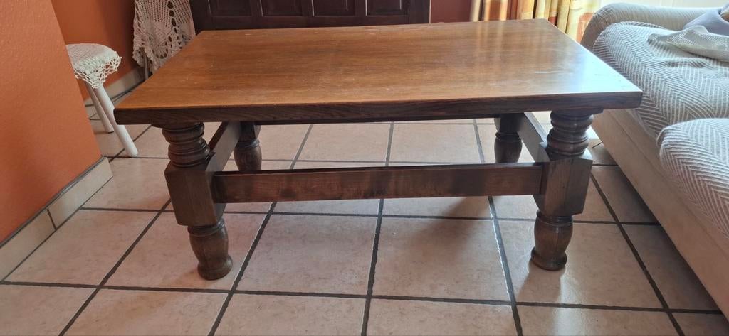 Table salon, Enlèvement