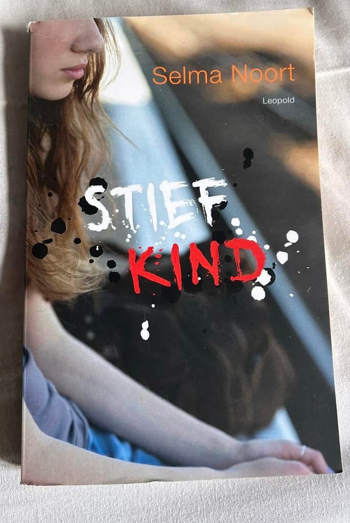 Selma Noort - Stiefkind, Boeken, Kinderboeken | Jeugd | 13 jaar en ouder, Verzenden