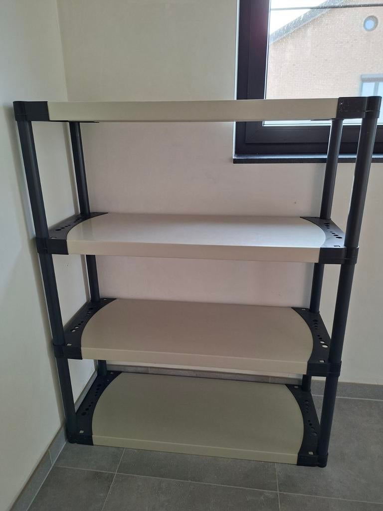 Plastic rek, Ophalen