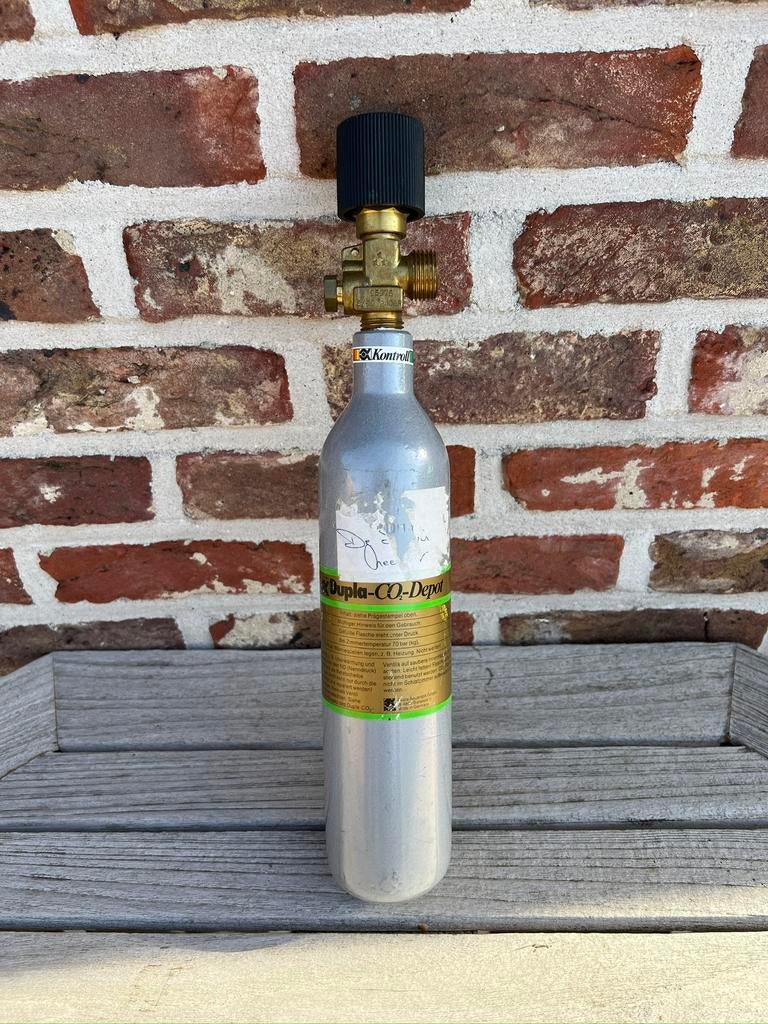 Grote en kleine CO2 fles voor aquarium, Dieren en Toebehoren, Ophalen, Gebruikt