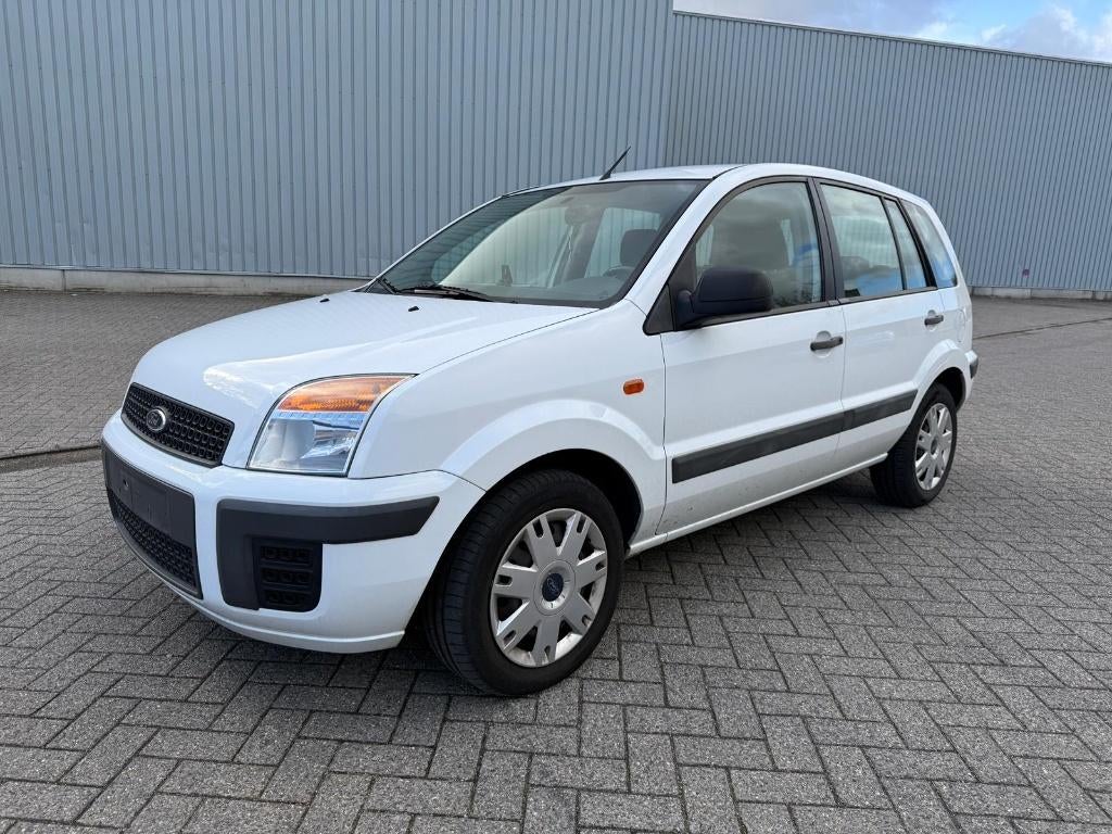 Ford Fusion 1.4 benzine bouwjaar 2012 77.000 km goede staat, Autos, Euro 5, Achat, Noir, 5 portes