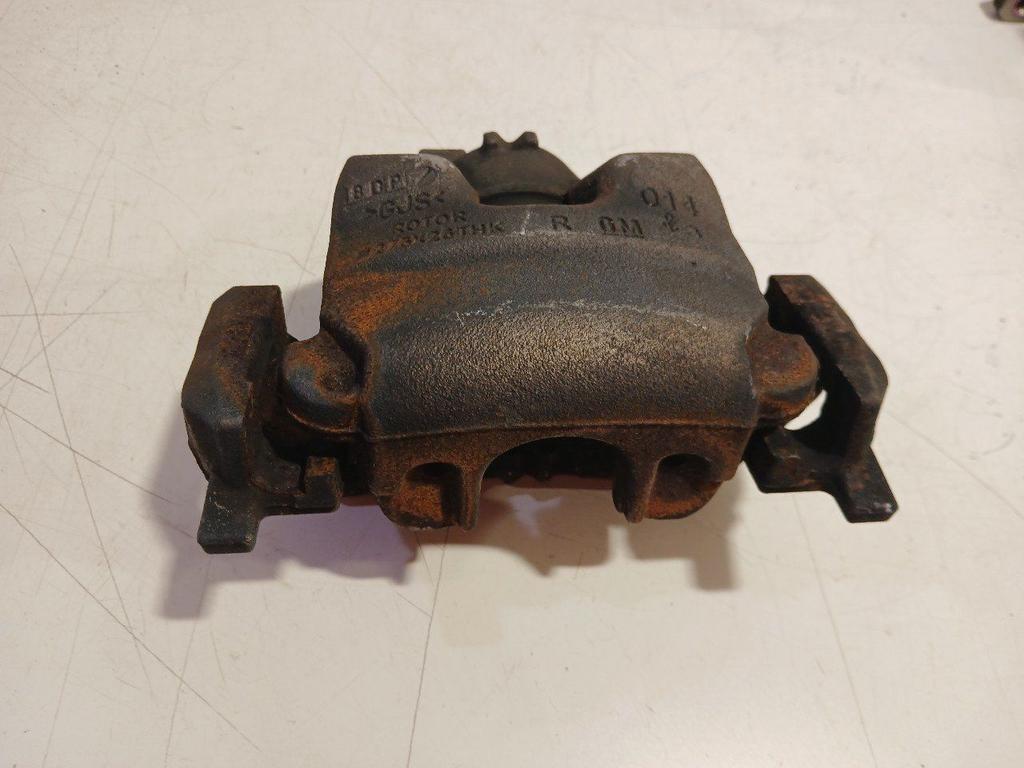 Remklauw rechts voor Opel Astra, Onderdelen@venauto.nl, Van der Ven Autorecycling B.V., Gebruikt, Ettenseweg 76, 4706 PB Roosendaal, The Netherlands