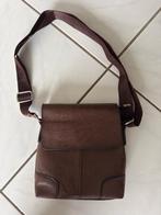 Handtasje heren. Nieuw met aanpasbare schouderriem., Handtassen en Accessoires, Ophalen, Nieuw