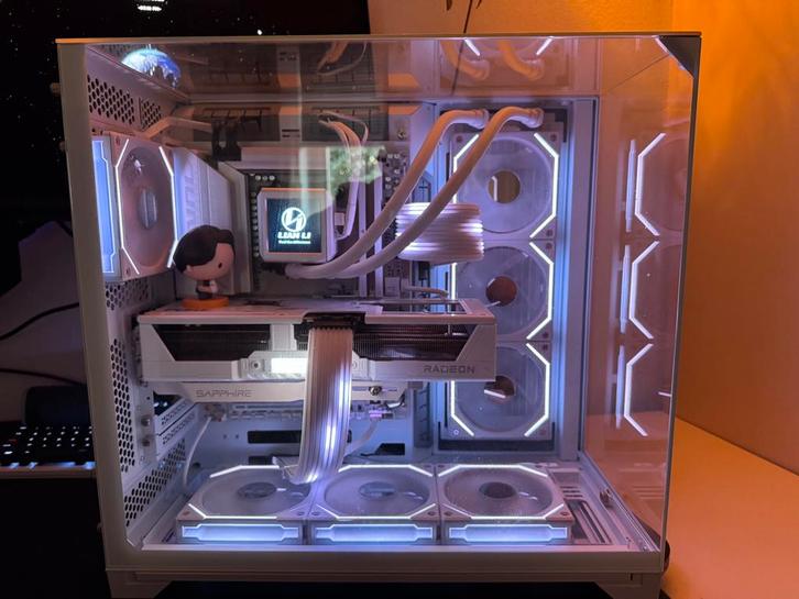 High-end Gaming PC – RX 9070 XT/ 5070TI– Ryzen 7800X3D, Computers en Software, Desktop Pc's, Zo goed als nieuw, 4 Ghz of meer