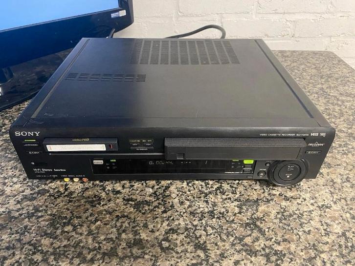 Enregistreur vidéo Hi8 et VHS Sony SLV-T2000, TV, Hi-fi & Vidéo, Lecteurs vidéo, Reconditionné, Autres types, Enlèvement ou Envoi