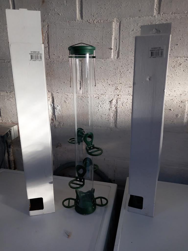 2 voedersilo's voor tuinvogels, Ophalen