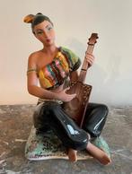 Le Bertetti - Clelia Bertetti - Porseleinen beeld - 37 cm, Collections, Enlèvement ou Envoi, Comme neuf, Humain