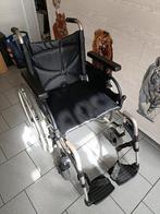 Chaise roulante pliable VERMEIREN V300 47cm assise état neuf, Ophalen