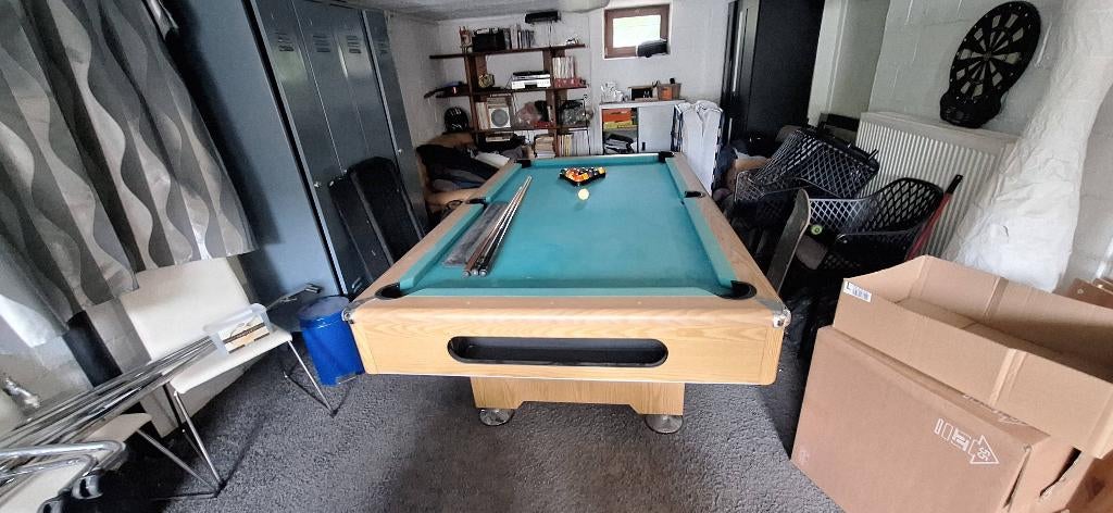 billard americain 7 feet  /  Biljart 7 feet, Sports & Fitness, Enlèvement, Utilisé, Table de billard