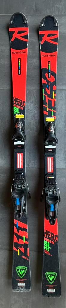 Skis Rossignol Hero Junior SL PRO 149cm + fixations NX JR, Sports & Fitness, Ski & Ski de fond, Comme neuf, Skis, Rossignol, Enlèvement ou Envoi
