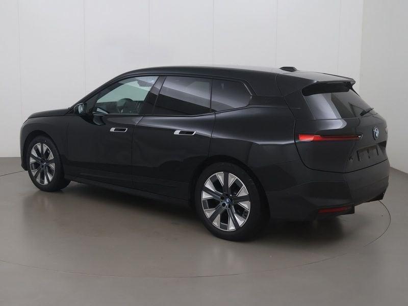 BMW iX (I20) 76.6 kwh xdrive40 326 AT, Auto's, BMW, Automaat, Gebruikt, 326 pk, Overige bekleding