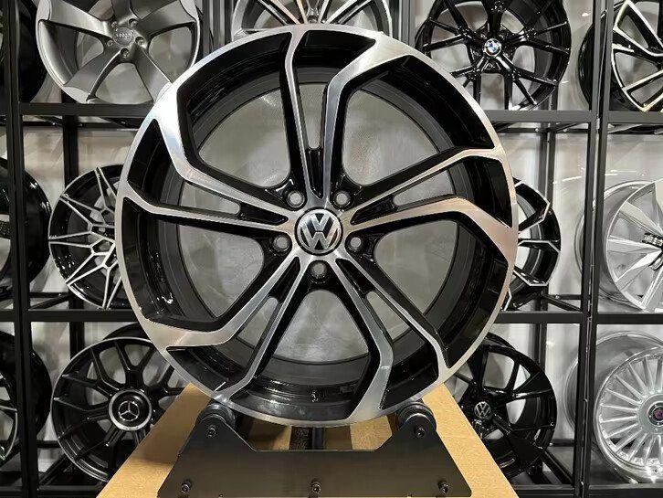 19'' Volkswagen GTI REIFNITZ velgen 5X112 PASSAT Golf 6 7 8, Ophalen of Verzenden, Nieuw, 19 inch, Velg(en)