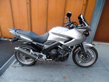 tdm 900 abs 2010 21000km garantie 1.2.3ans jhb beschikbaar voor biedingen