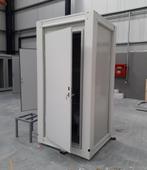 EASYBOX geïsoleerde cabine met aansluitbaar toilet FLASH1696, Zakelijke goederen, Machines en Bouw | Keten en Containers, Verzenden