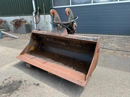 Pladdet CW10 tilt bucket / schwenklöffel / kantelbak, Zakelijke goederen, Machines en Bouw | Onderdelen