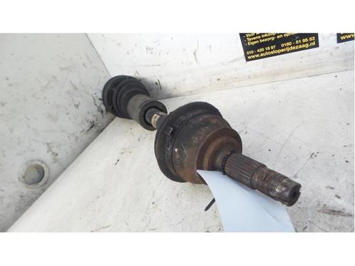 Aandrijfas links-voor van een Alfa Romeo 147, Auto-onderdelen, Remmen en Aandrijving, Gebruikt, 3 maanden garantie, Ophalen of Verzenden