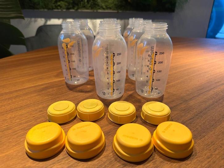 Medela melkflesjes - 250ml, Kinderen en Baby's, Babyvoeding en Toebehoren, Zo goed als nieuw, Overige typen, Ophalen