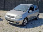 TOYOTA YARIS BWJ 2005  5 DEURS 1000 CC MET AIRCO, Auto's, Toyota, Voorwielaandrijving, Stof, 4 cilinders, Bruin