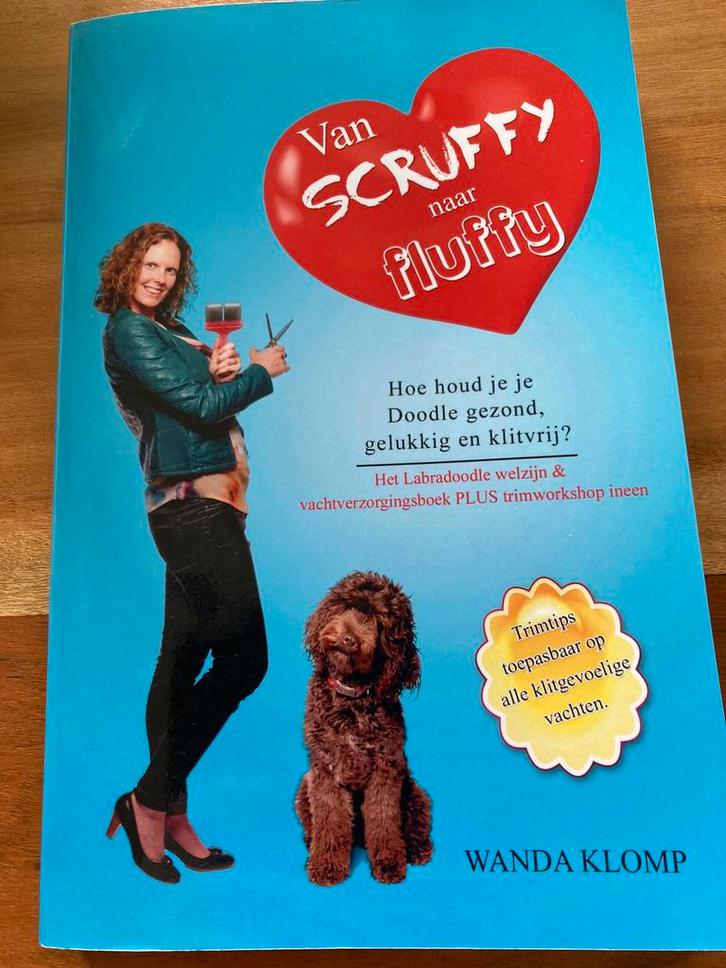 Nieuw boek voor labradoodles: “Van scruffy naar fluffy”, Dieren en Toebehoren, Honden-accessoires, Nieuw, Ophalen