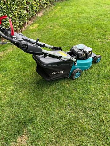 Grasmaaier Makita Zelftrekker beschikbaar voor biedingen