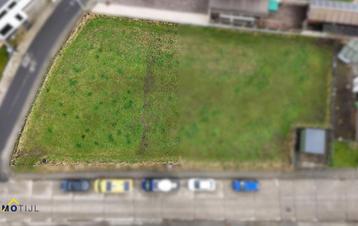 bouwgrond te koop voor open bebouwing beschikbaar voor biedingen