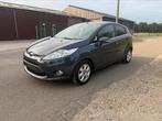 Ford Fiesta 1.6tdic bj 2011 gekeurd vvk, Auto's, Stof, Zwart, 1600 cc, Bedrijf