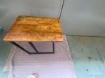 Table d'appoint en métal noir avec plateau en bois, Enlèvement, Comme neuf