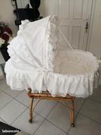 berceau rotin complet habillage et support, Enfants & Bébés, Enlèvement, Comme neuf, Berceau