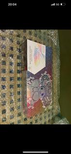 SPC évolutions prismatiques, Hobby en Vrije tijd, Verzamelkaartspellen | Pokémon, Ophalen, Nieuw, Boosterbox