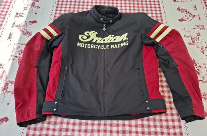 Indian Motorcycles zeer mooie motorvest en petje, Motoren, Kleding | Motorkleding, Jas | textiel, Dames, Heren, Tweedehands, Ophalen