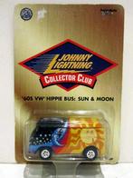 60s VW Hippie Bus Sun & Moon Johnny Lightning Collector Club, Comme neuf, VW Bus, Enlèvement ou Envoi, Bus ou Camion